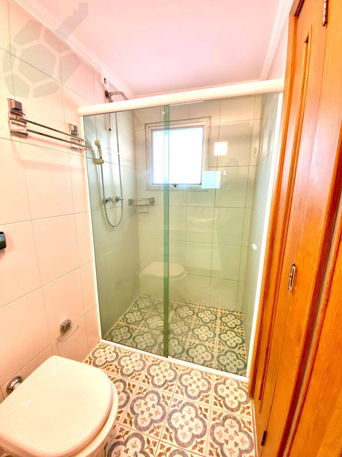 Apartamento à venda com 2 quartos, 70m² - Foto 6