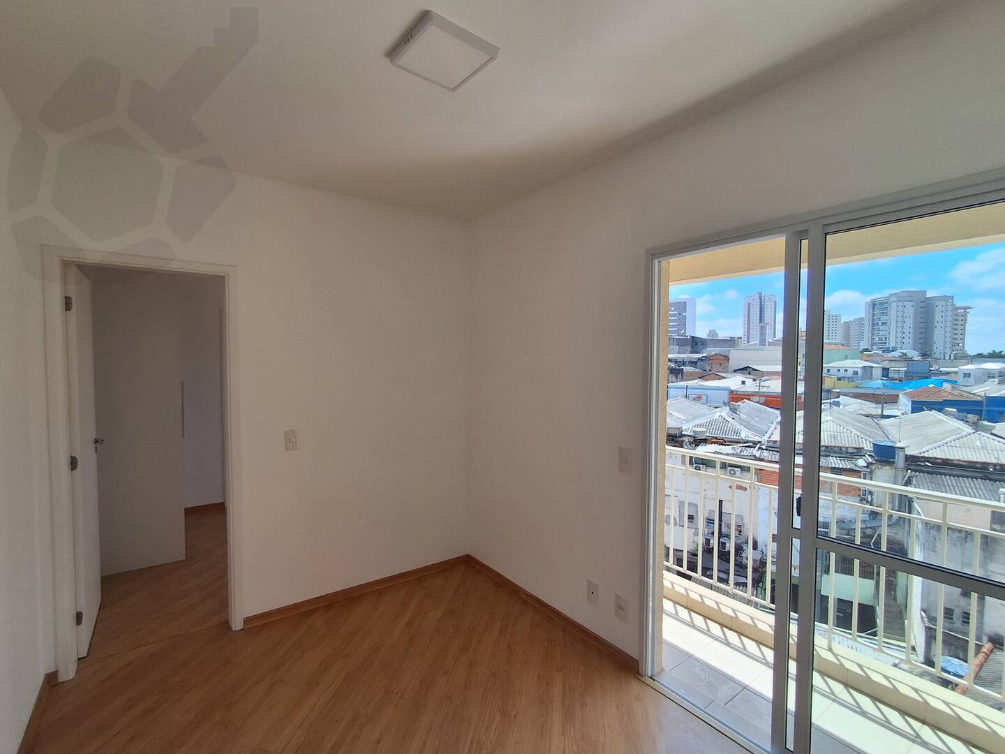 Apartamento à venda com 1 quarto, 33m² - Foto 1