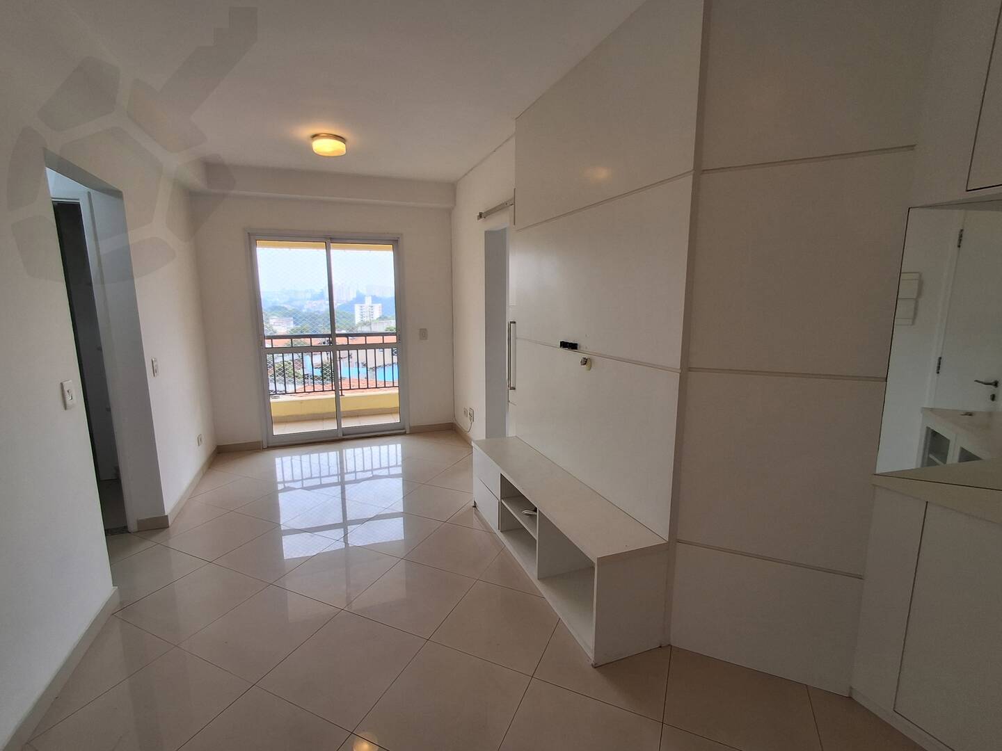 Apartamento à venda com 2 quartos, 55m² - Foto 1