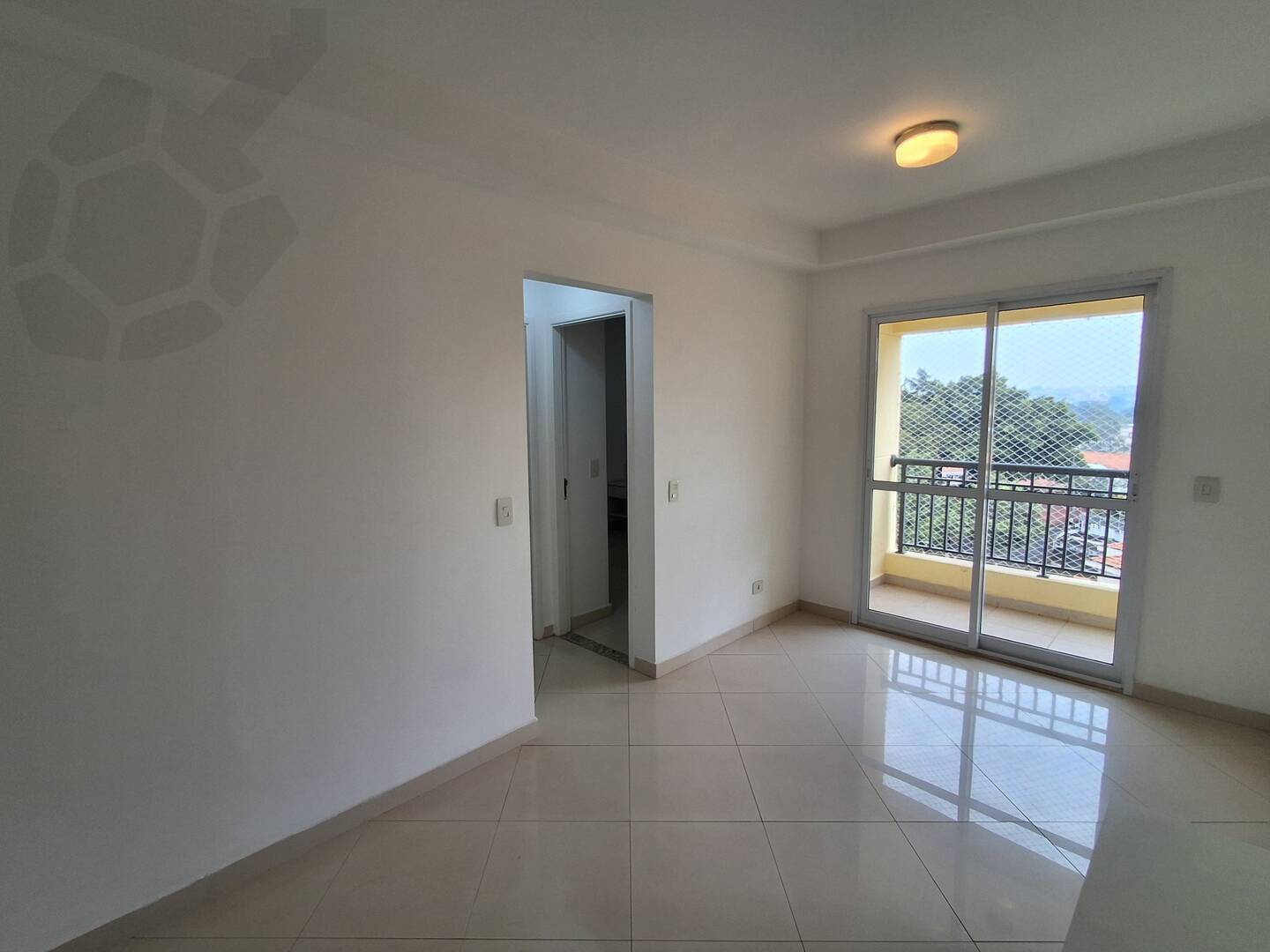 Apartamento à venda com 2 quartos, 55m² - Foto 2