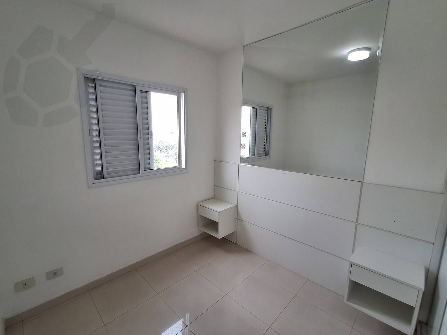 Apartamento à venda com 2 quartos, 55m² - Foto 10