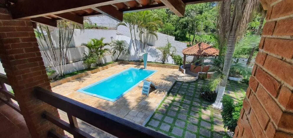 Fazenda à venda com 3 quartos, 406m² - Foto 2