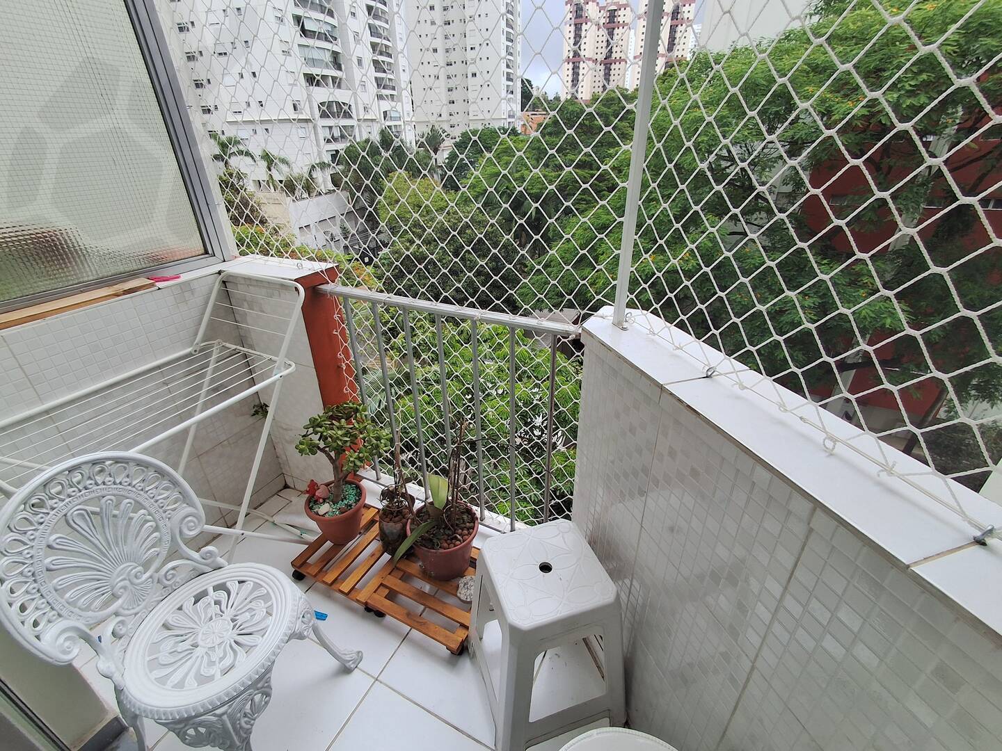 Apartamento à venda com 2 quartos, 63m² - Foto 3