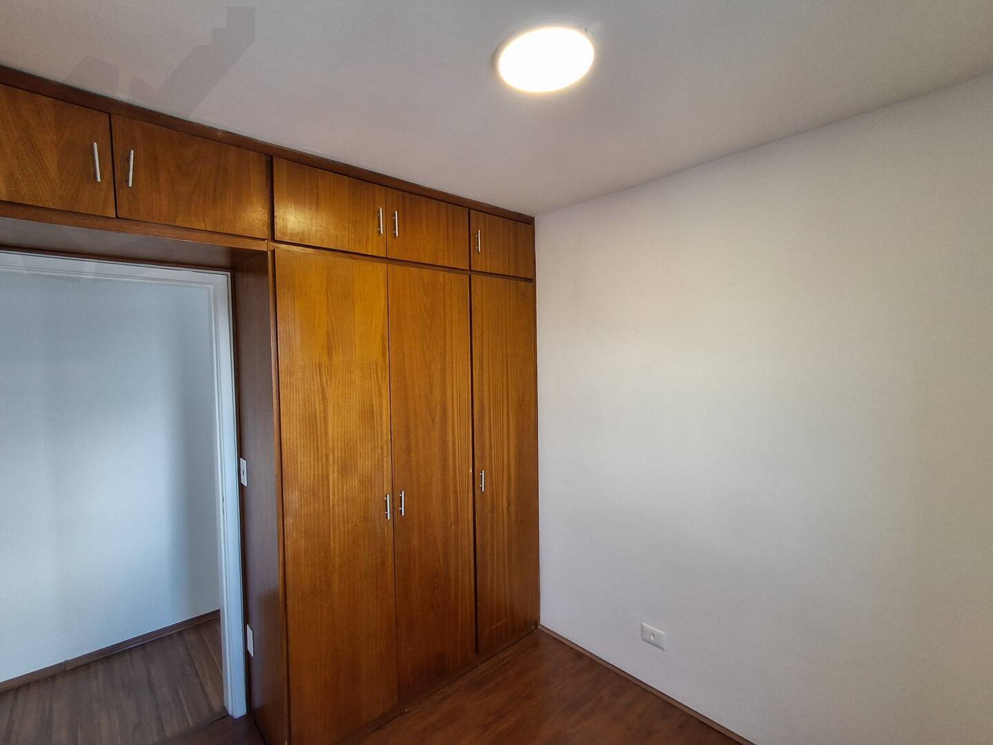 Apartamento para alugar com 2 quartos, 50m² - Foto 7