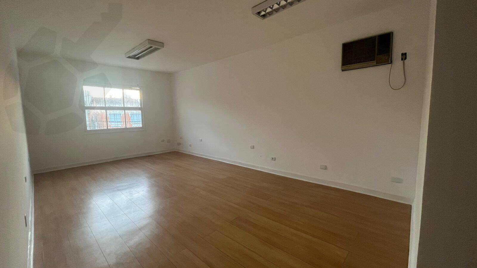 Casa para alugar com 3 quartos, 130m² - Foto 10