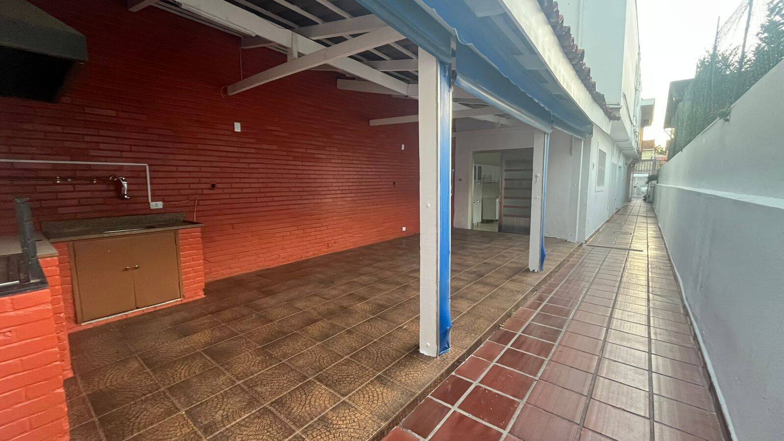 Casa para alugar com 3 quartos, 130m² - Foto 17