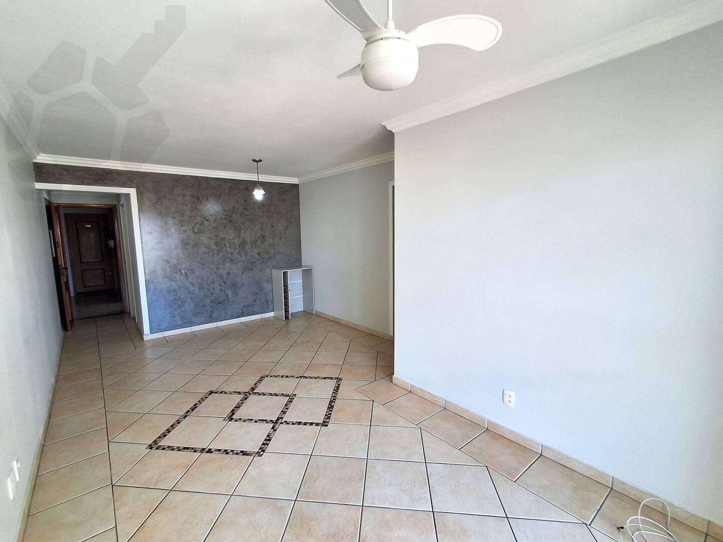 Apartamento para alugar com 3 quartos, 88m² - Foto 4