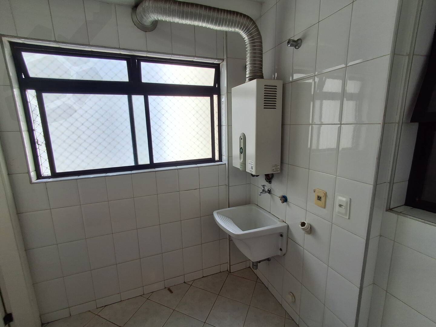 Apartamento para alugar com 3 quartos, 88m² - Foto 21