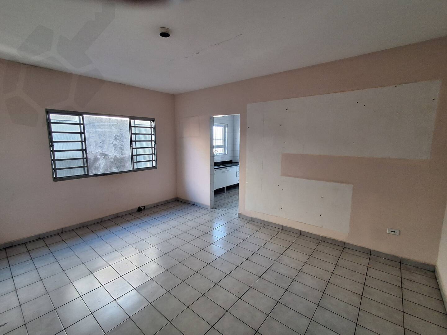 Casa para alugar com 3 quartos, 120m² - Foto 12